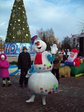 Новый год, ростовые куклы, ростовая кукла Снеговик, скоморохи, массовые игровые программы, рождественские праздники. Дед Мороз, Снегурочка ведущие на корпоративную вечеринку. Новый год, ростовые куклы, ростовая кукла Снеговик, скоморохи, массовые игровые программы, рождественские праздники. Дед Мороз, Снегурочка ведущие на корпоративную вечеринку.